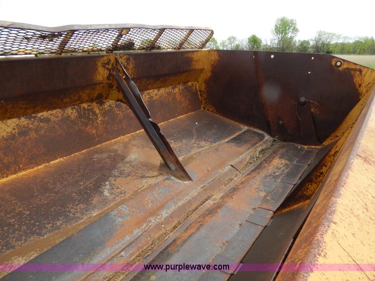 image for item H3431 1999 Reynolds 17CS pull type scraper