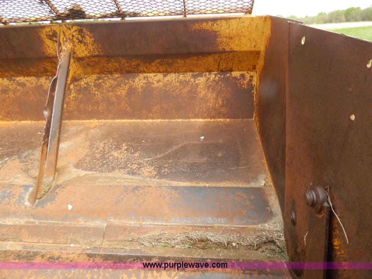 image for item H3431 1999 Reynolds 17CS pull type scraper