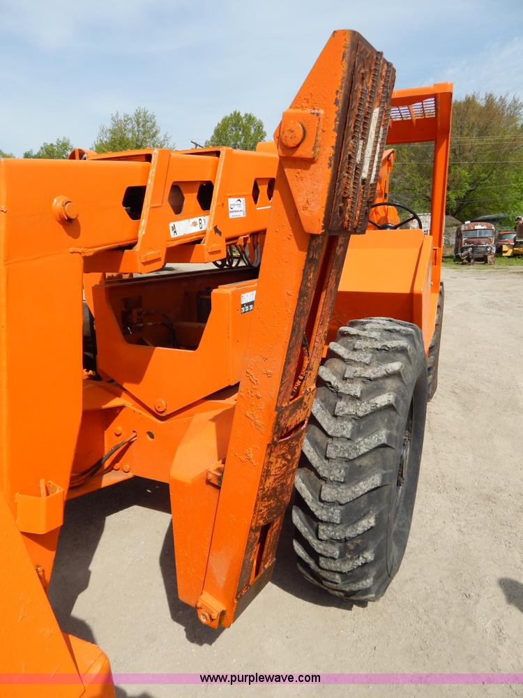 image for item H3432 1989 Lull 1044 Highlander telehandler