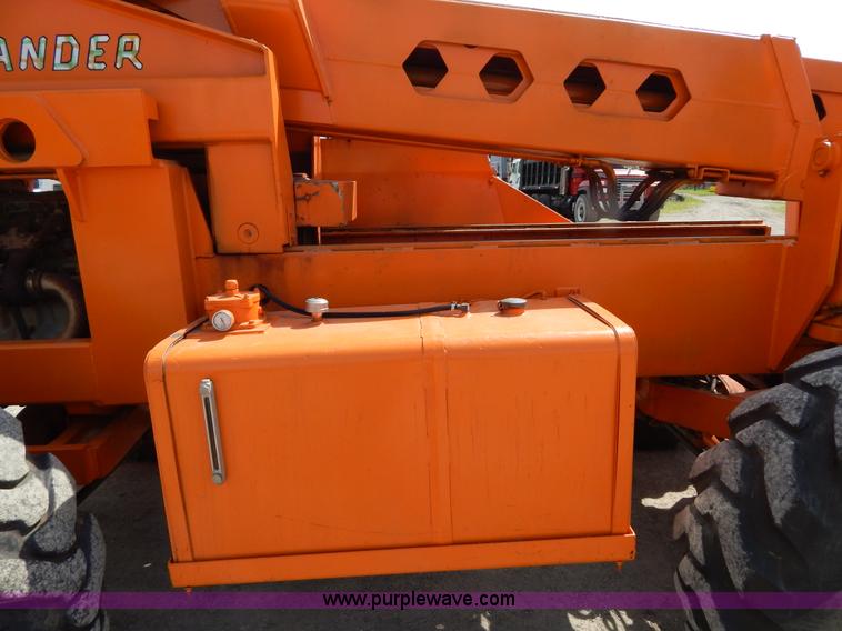 image for item H3432 1989 Lull 1044 Highlander telehandler