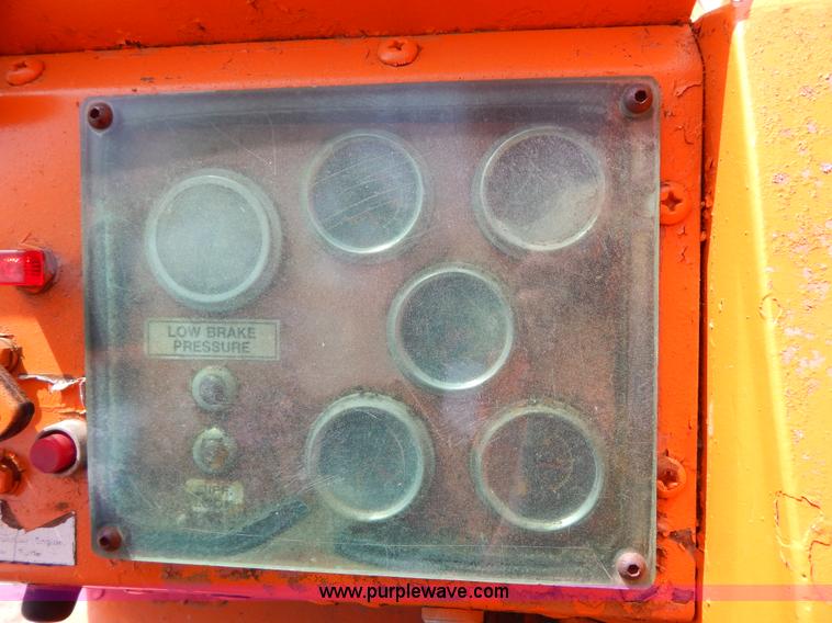 image for item H3432 1989 Lull 1044 Highlander telehandler