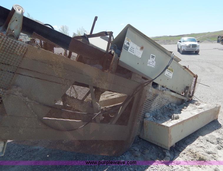 image for item H3435 MRX Duo Vibe 6030 portable screen plant