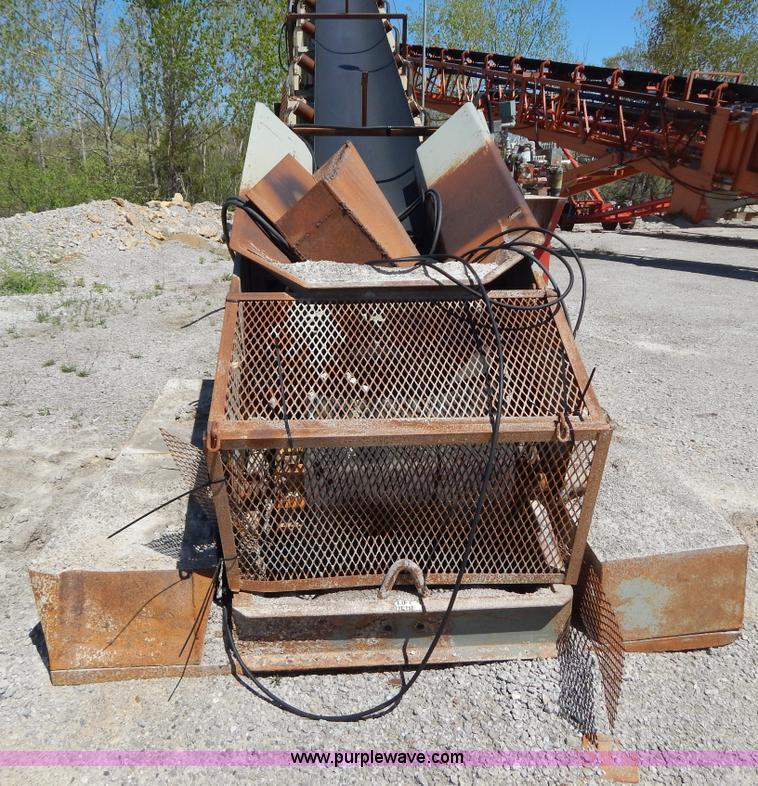 image for item H3435 MRX Duo Vibe 6030 portable screen plant