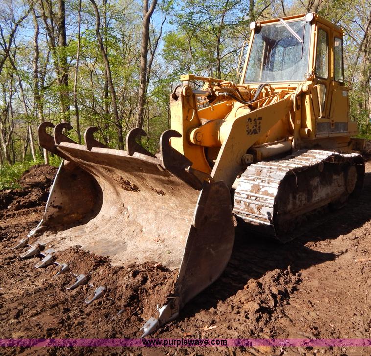 image for item H3436 1988 Caterpillar 963 track loader