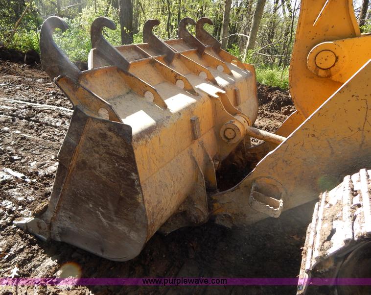 image for item H3436 1988 Caterpillar 963 track loader