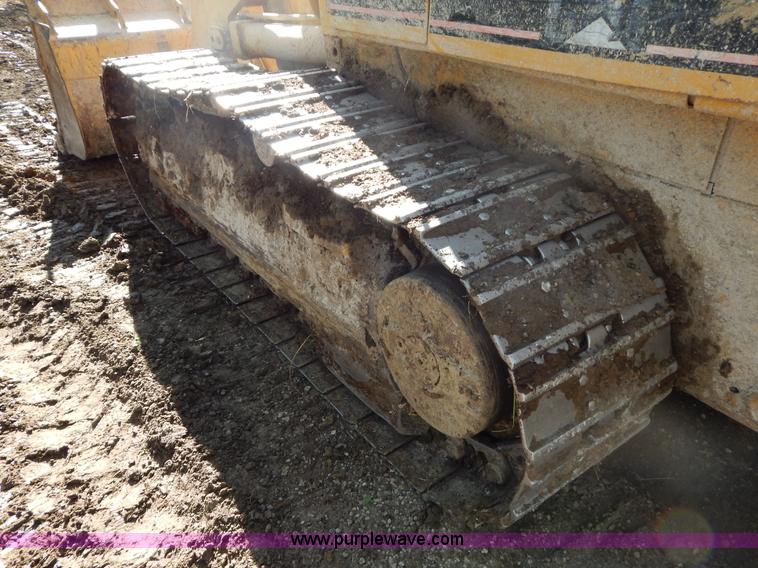 image for item H3436 1988 Caterpillar 963 track loader