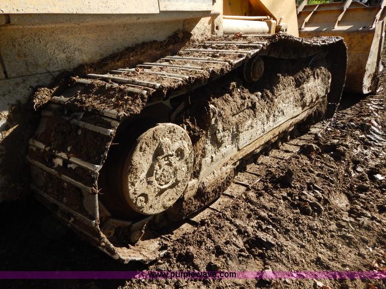 image for item H3436 1988 Caterpillar 963 track loader