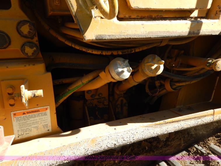 image for item H3436 1988 Caterpillar 963 track loader