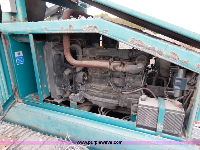 image for item H3437 2006 Powerscreen Chieftain 1400 crawler screening plant