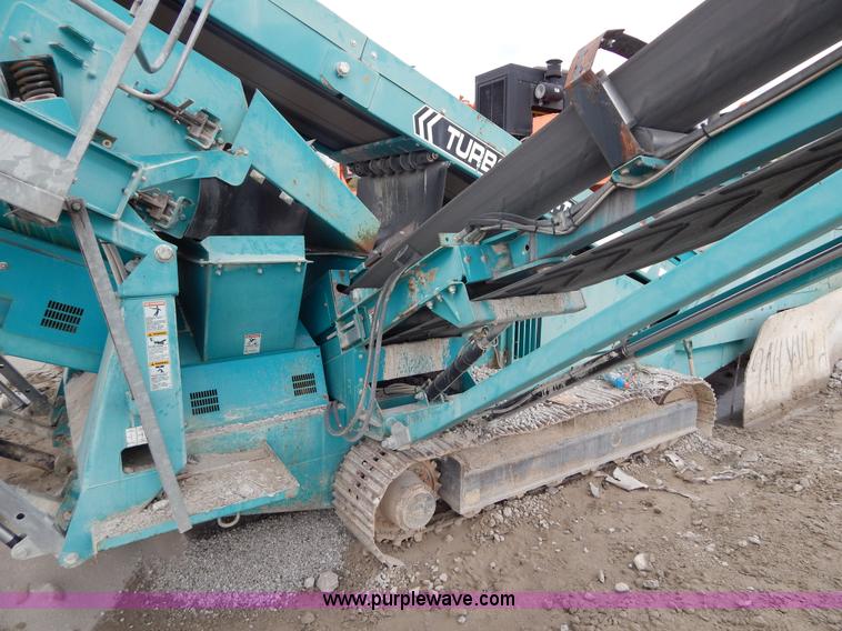 image for item H3437 2006 Powerscreen Chieftain 1400 crawler screening plant
