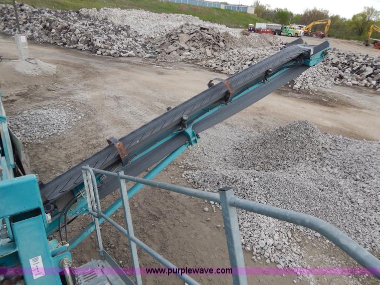 image for item H3437 2006 Powerscreen Chieftain 1400 crawler screening plant
