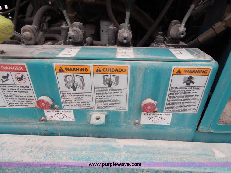 image for item H3437 2006 Powerscreen Chieftain 1400 crawler screening plant