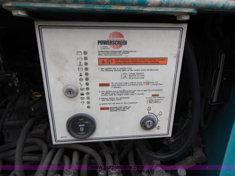 image for item H3437 2006 Powerscreen Chieftain 1400 crawler screening plant