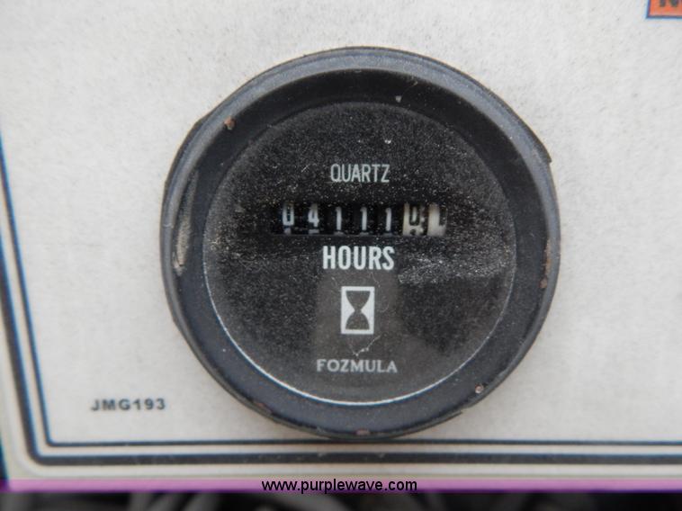 image for item H3437 2006 Powerscreen Chieftain 1400 crawler screening plant