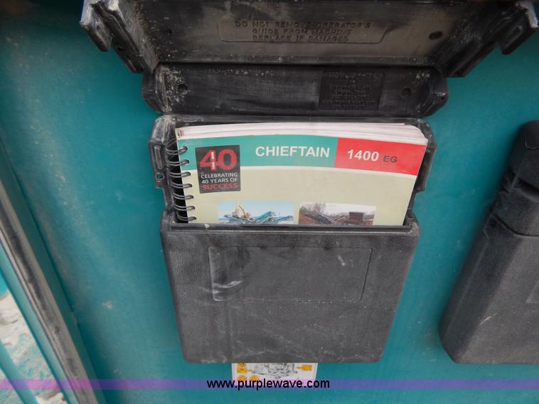 image for item H3437 2006 Powerscreen Chieftain 1400 crawler screening plant