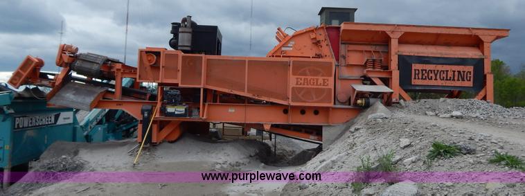 image for item H3438 1998 Eagle 1000-15CV portable impact crusher