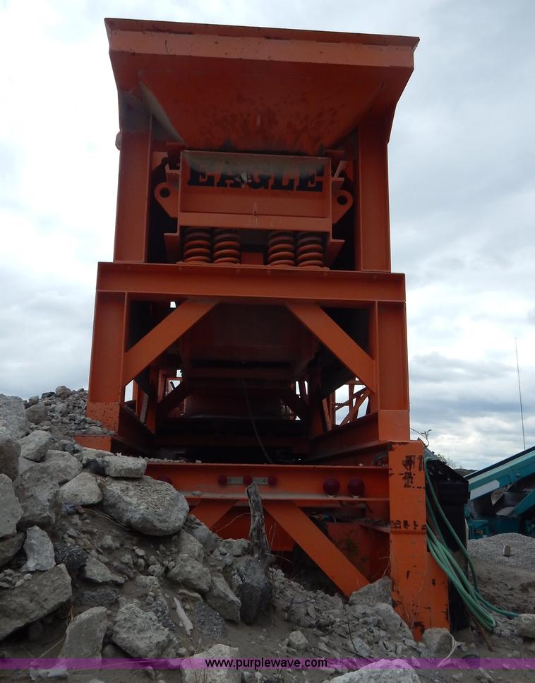 image for item H3438 1998 Eagle 1000-15CV portable impact crusher
