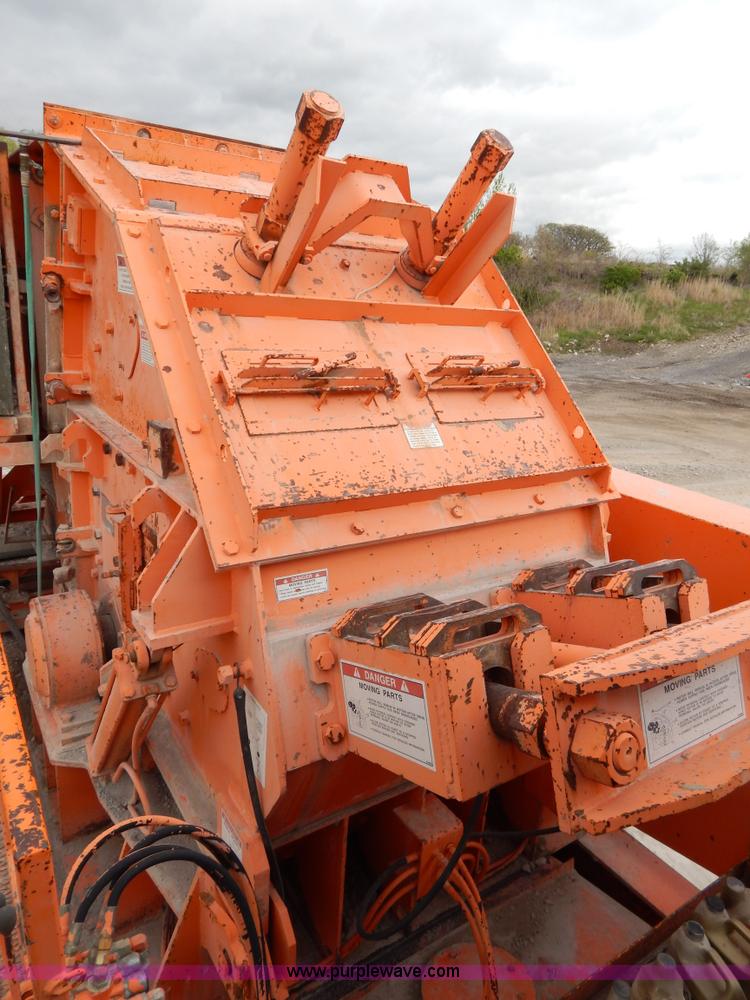 image for item H3438 1998 Eagle 1000-15CV portable impact crusher