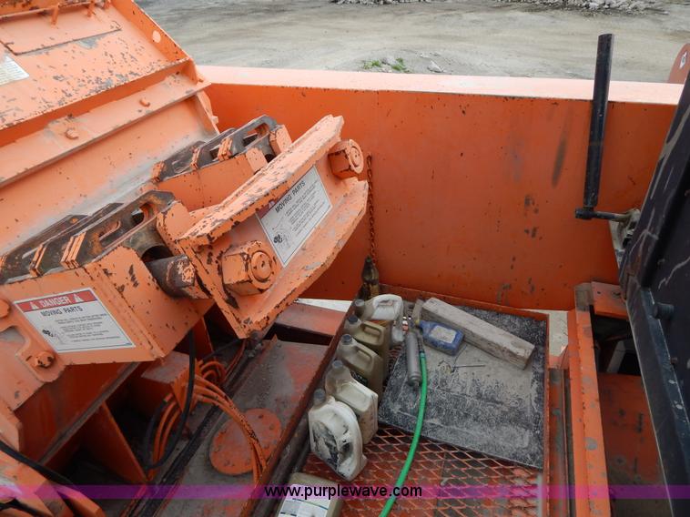 image for item H3438 1998 Eagle 1000-15CV portable impact crusher