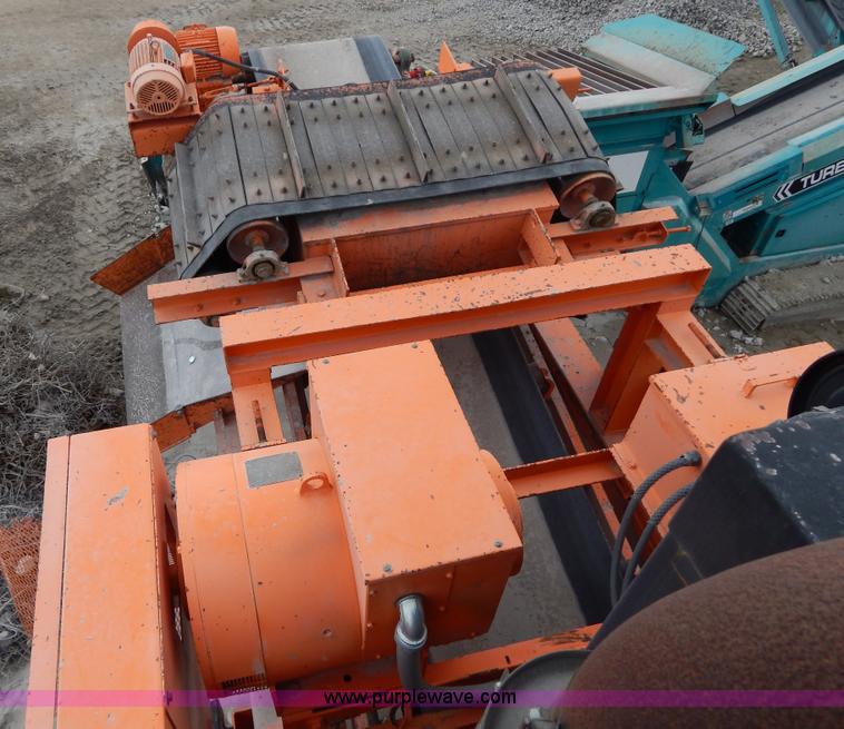 image for item H3438 1998 Eagle 1000-15CV portable impact crusher