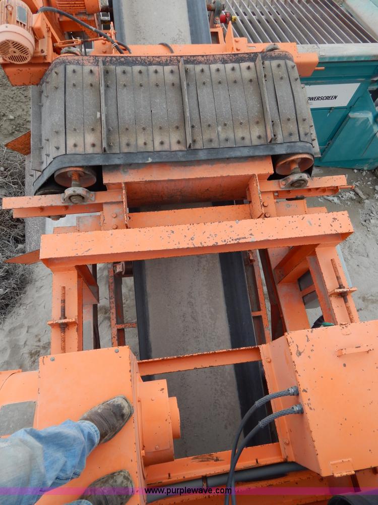 image for item H3438 1998 Eagle 1000-15CV portable impact crusher