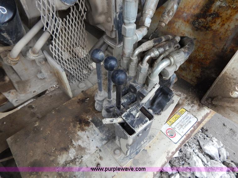 image for item H3439 Nordberg CV90D deck screen