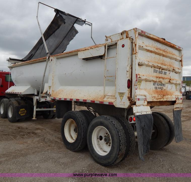 image for item H3440 1996 West barrel end dump trailer