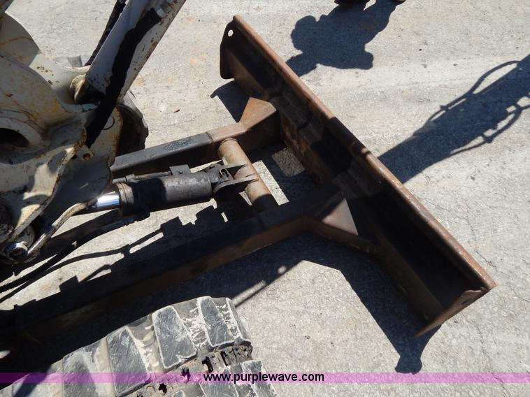 image for item H3441 1995 Takeuchi TB035 compact excavator