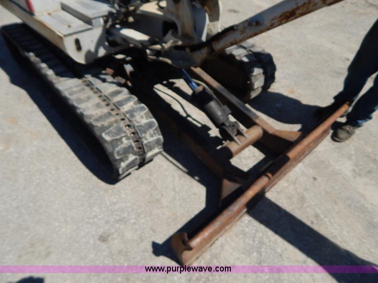 image for item H3441 1995 Takeuchi TB035 compact excavator