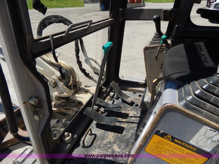 image for item H3441 1995 Takeuchi TB035 compact excavator