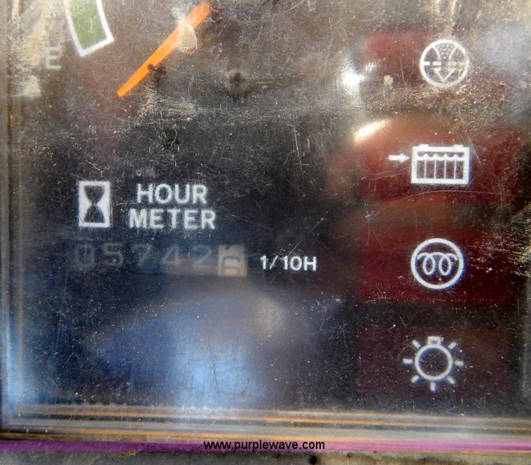 image for item H3441 1995 Takeuchi TB035 compact excavator