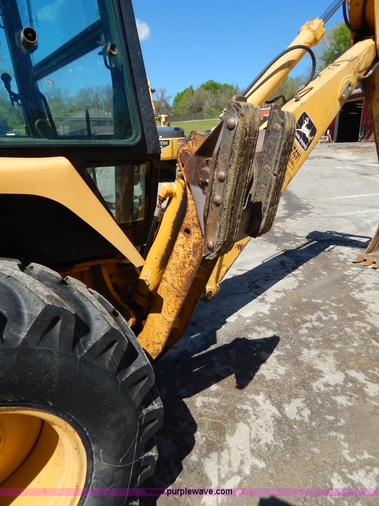image for item H3444 1995 John Deere 410D backhoe