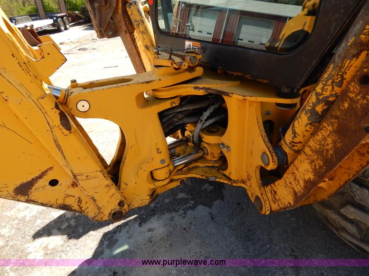 image for item H3444 1995 John Deere 410D backhoe