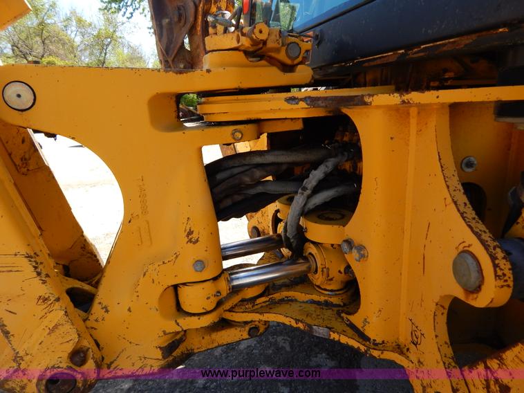 image for item H3444 1995 John Deere 410D backhoe