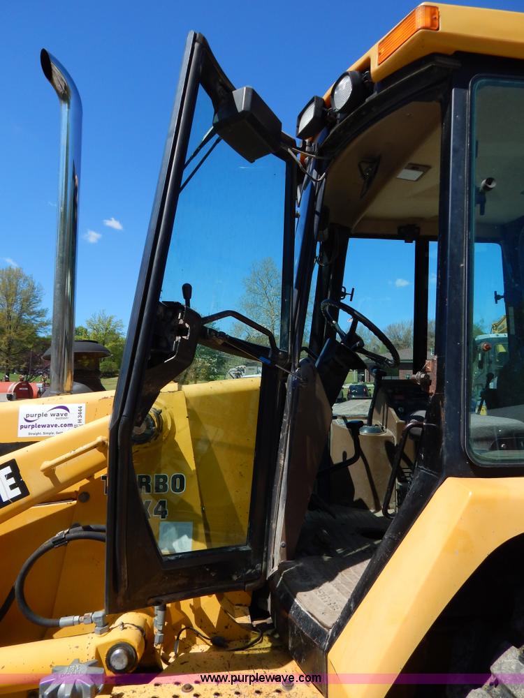 image for item H3444 1995 John Deere 410D backhoe