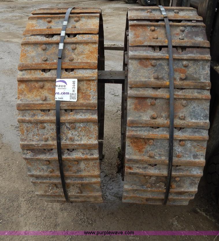 image for item H3446 Assorted Caterpillar 963 parts