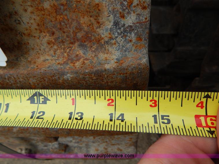 image for item H3446 Assorted Caterpillar 963 parts