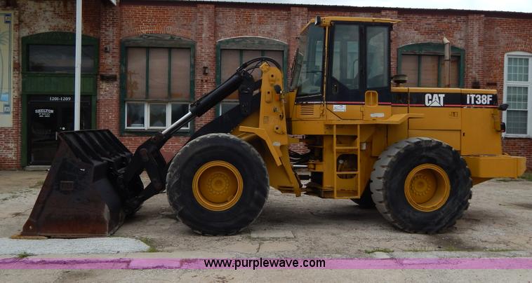 image for item H3447 1996 Caterpillar IT38F wheel loader