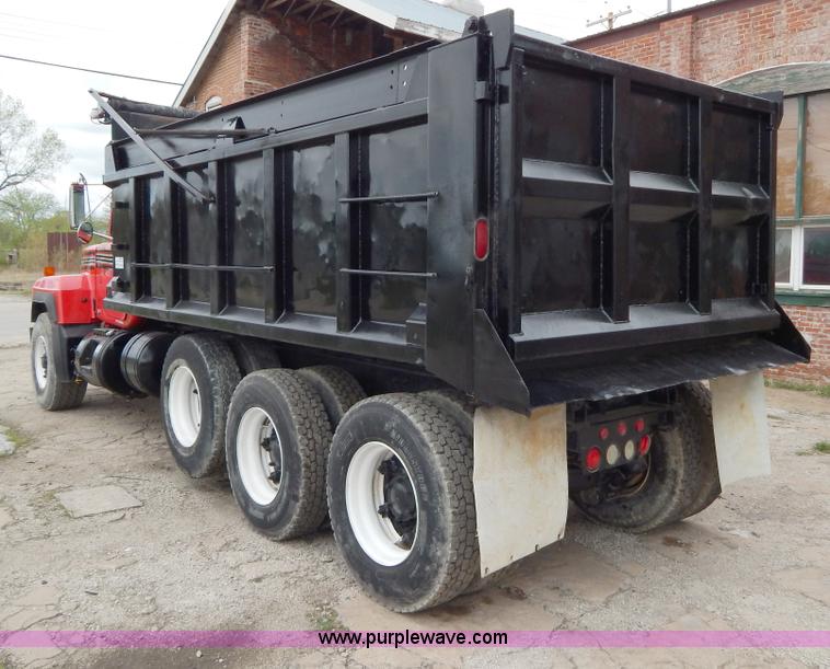 image for item H3449 1996 Mack RD688S triple axle dump truck
