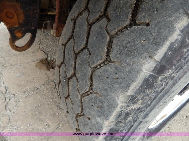 image for item H3449 1996 Mack RD688S triple axle dump truck