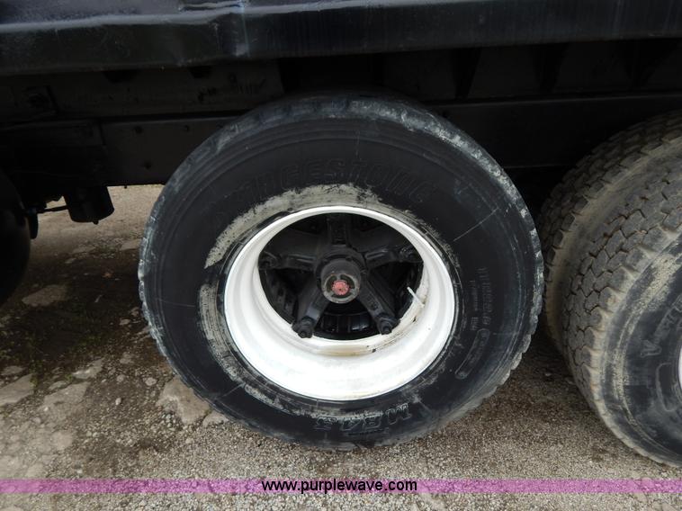 image for item H3449 1996 Mack RD688S triple axle dump truck