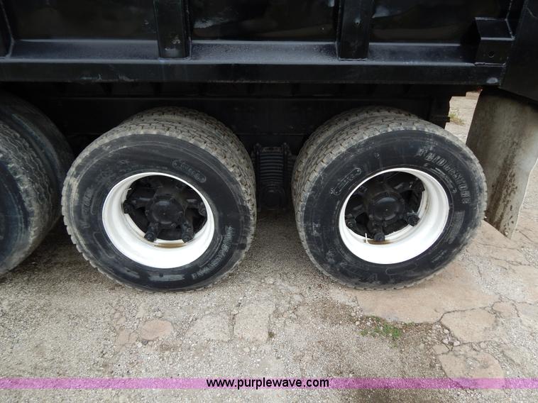 image for item H3449 1996 Mack RD688S triple axle dump truck