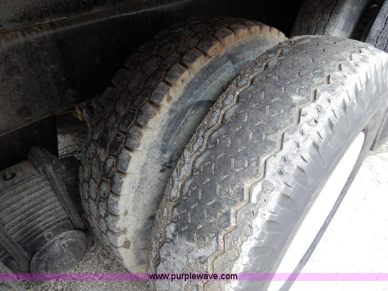 image for item H3449 1996 Mack RD688S triple axle dump truck