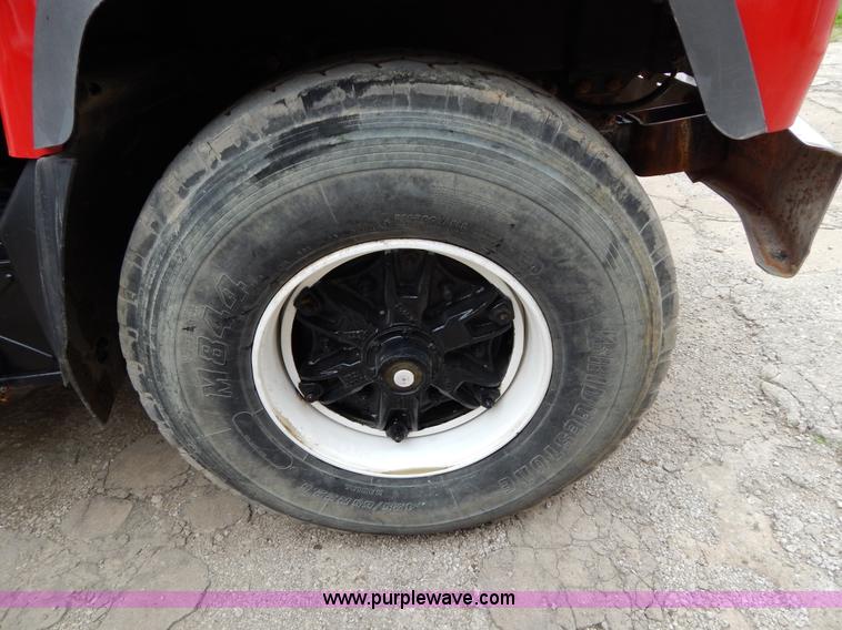 image for item H3449 1996 Mack RD688S triple axle dump truck