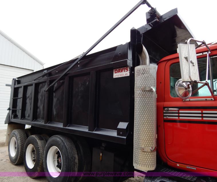 image for item H3449 1996 Mack RD688S triple axle dump truck