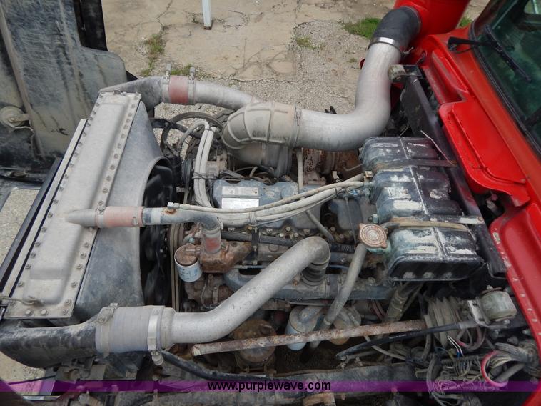 image for item H3449 1996 Mack RD688S triple axle dump truck