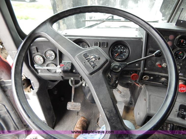 image for item H3449 1996 Mack RD688S triple axle dump truck