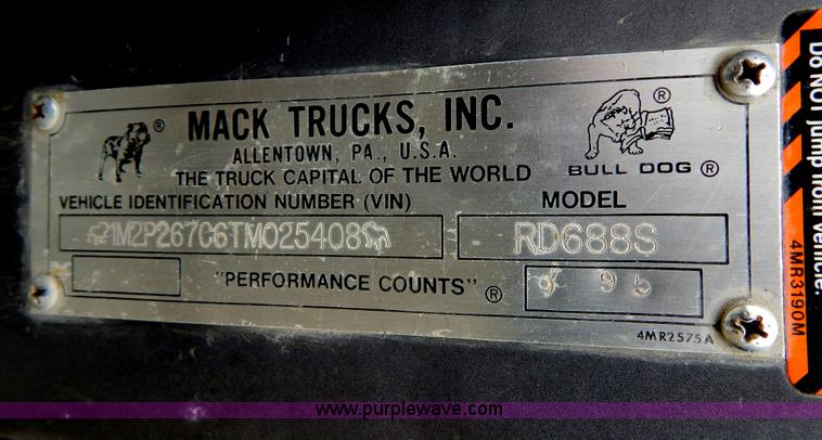 image for item H3449 1996 Mack RD688S triple axle dump truck