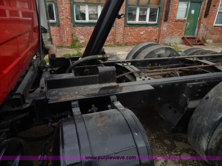 image for item H3449 1996 Mack RD688S triple axle dump truck