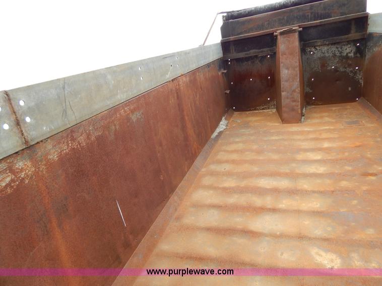 image for item H3449 1996 Mack RD688S triple axle dump truck